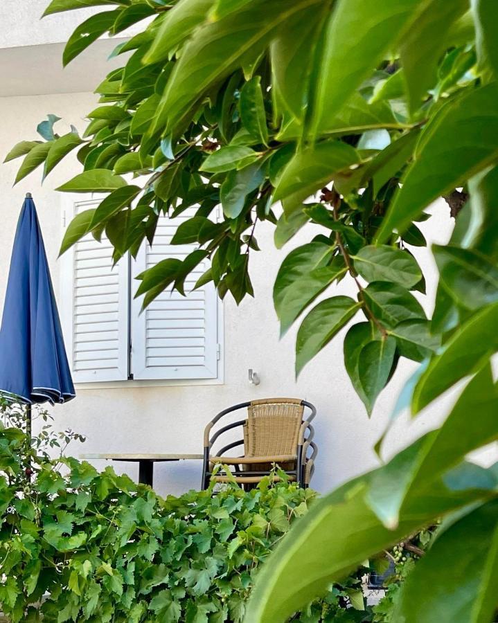 Apartments Leo Petrcane Exterior photo